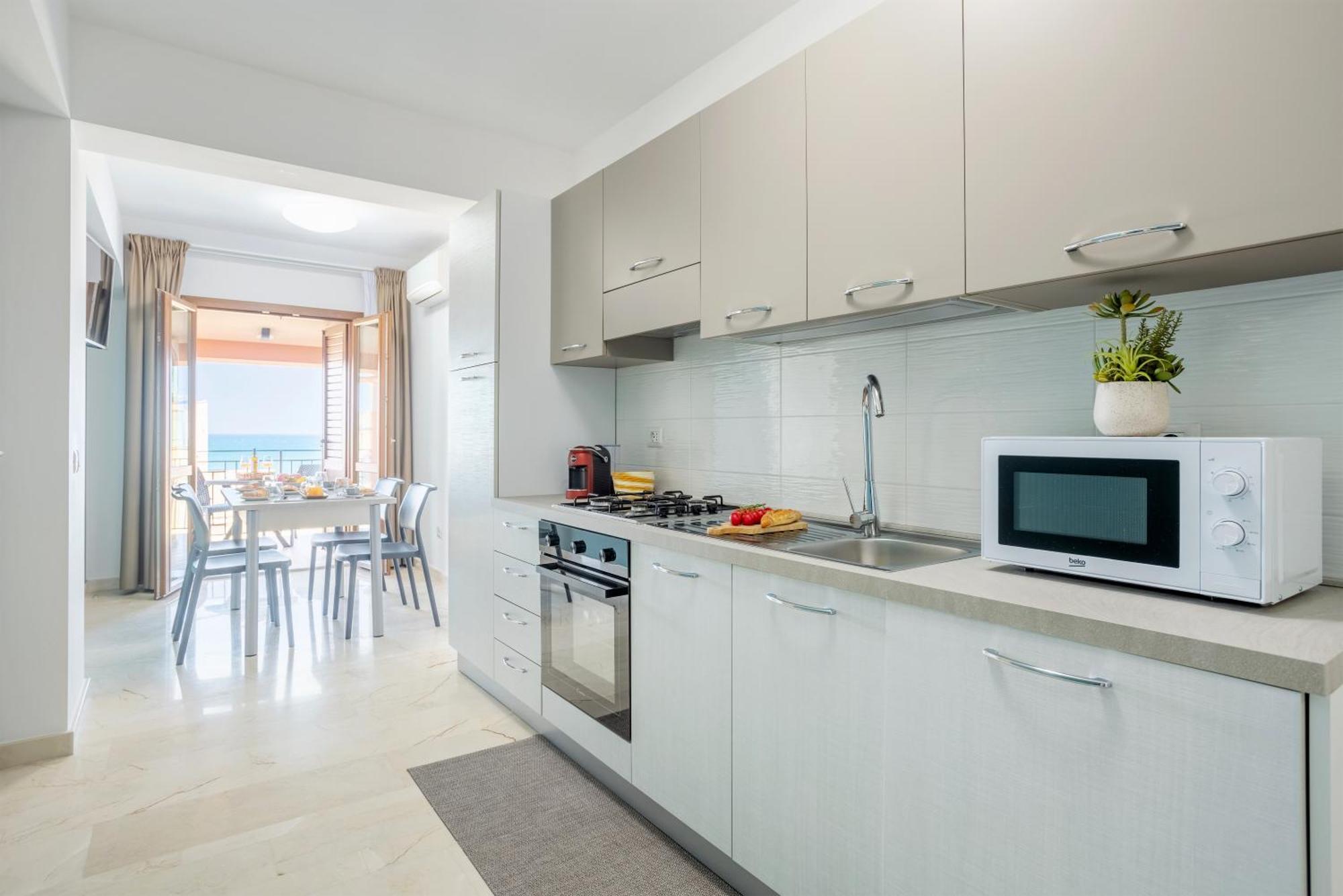 Azzurra Apartments Balestrate Buitenkant foto