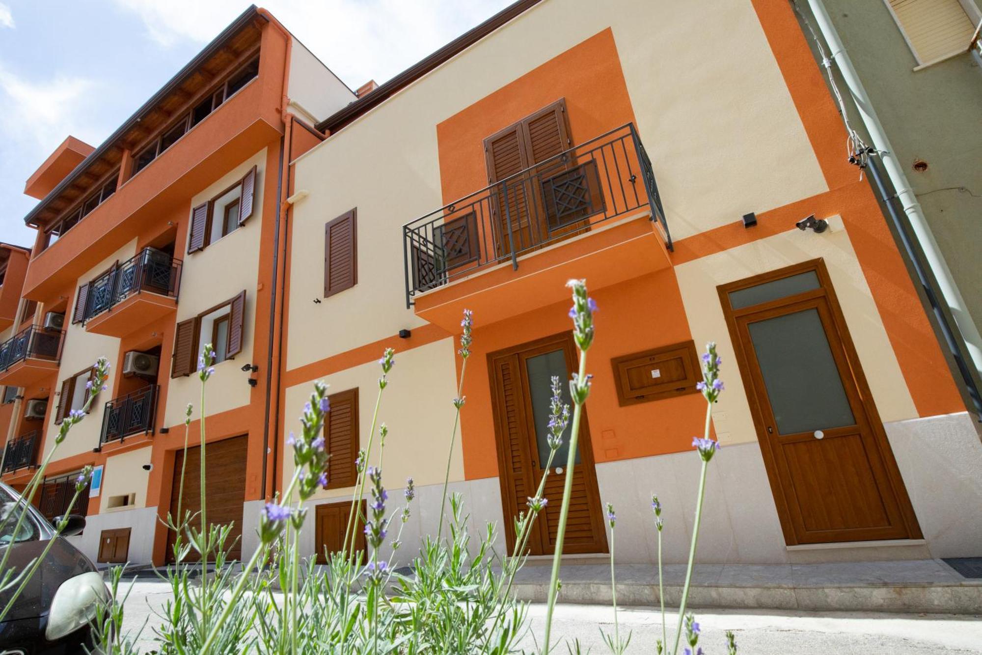 Azzurra Apartments Balestrate Buitenkant foto