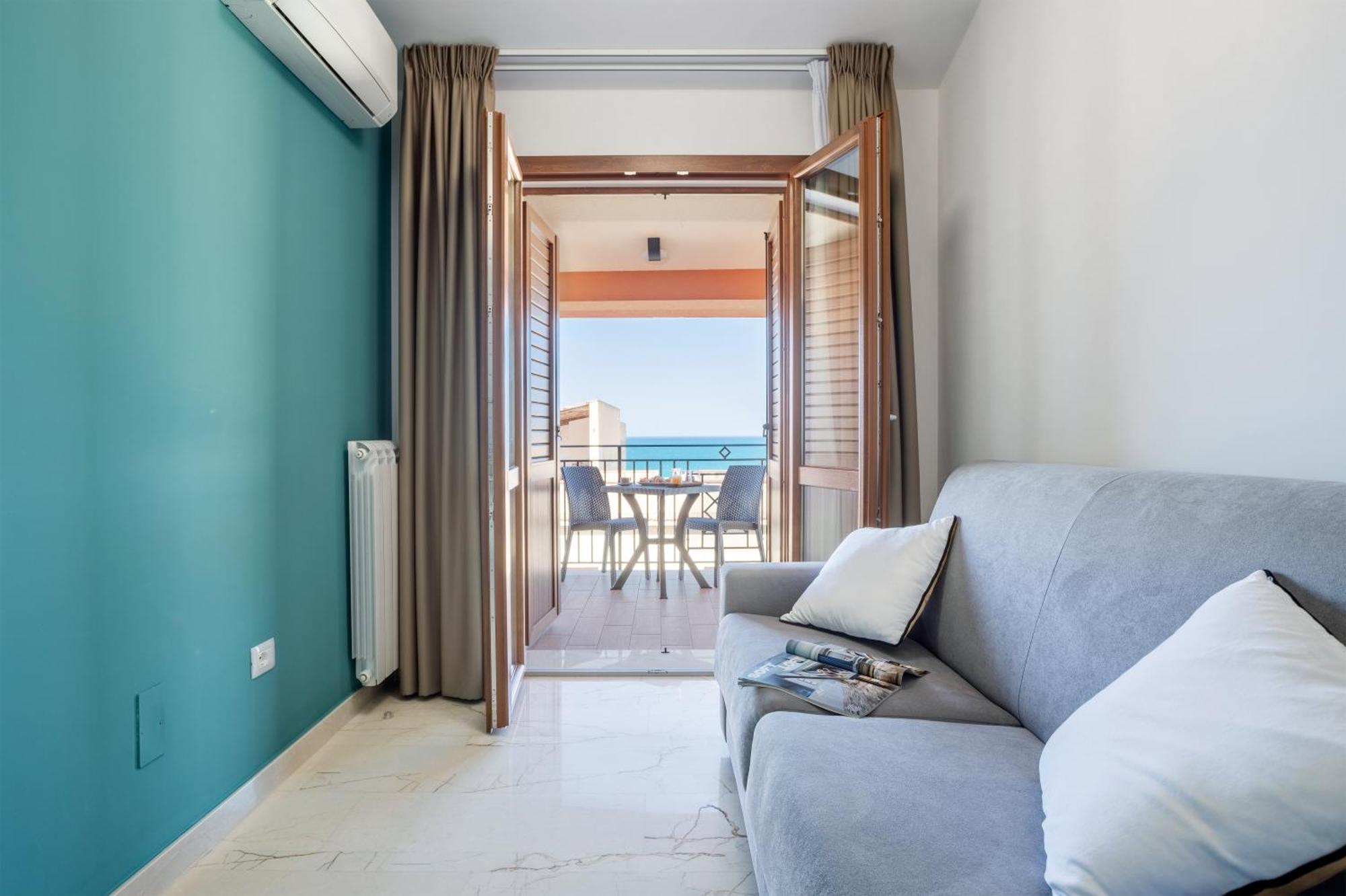 Azzurra Apartments Balestrate Buitenkant foto